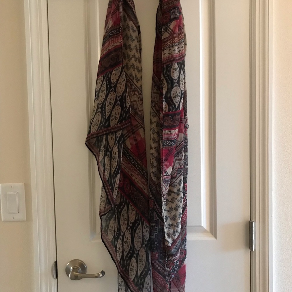 Scarf - Picture 3 of 4